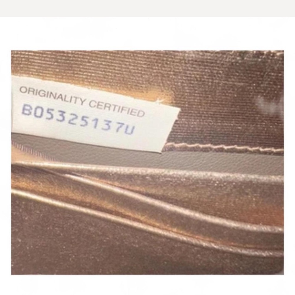EUC - Bottega Veneta Metallic Rose Gold Intrecciato Leather Zip-Around Wallet - Picture 4 of 8